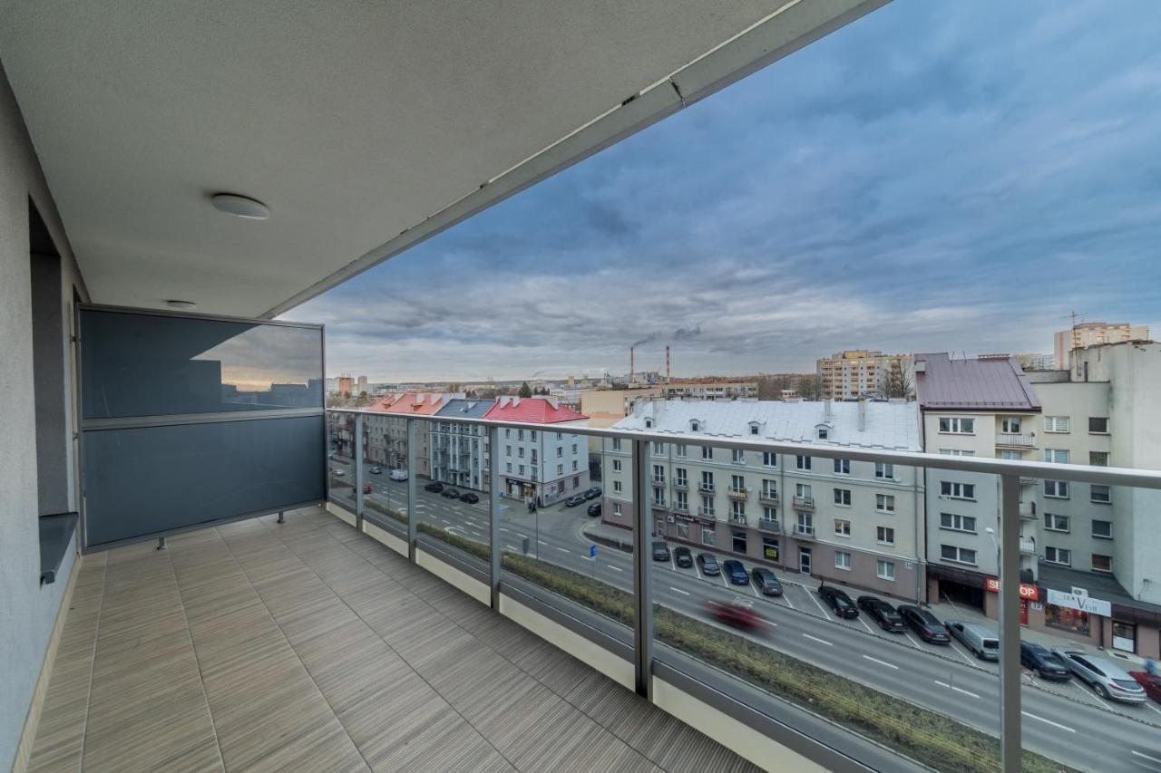 Resinest Apartamenty Jurowiecka J19 Белосток Экстерьер фото